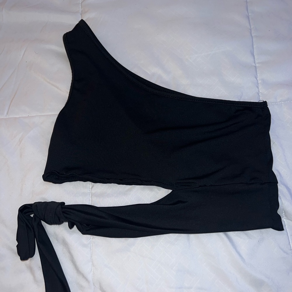 Black Crop Top